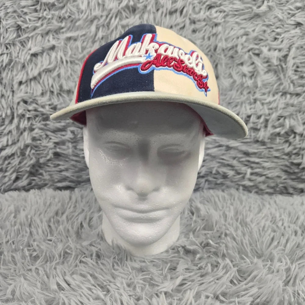 Makaveli Branded step back
